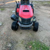 Trattorino tagliaerba