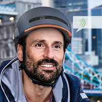 casco per bici e monopattino elettrico