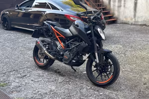 Ktm Duke 125 akrapovic