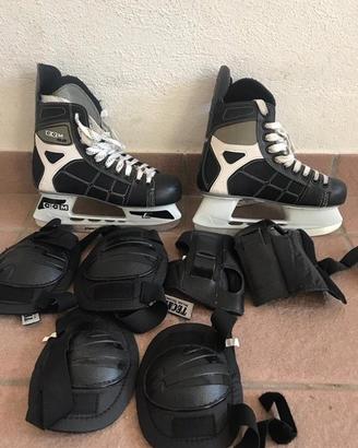 Pattini da hockey con protezioni