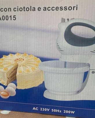Mixer con ciotola mai utilizzato