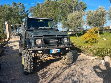 Suzuki samurai