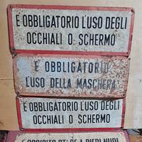 Cartelli divieto vintage