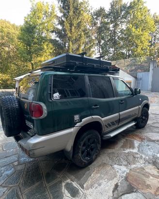 Nissan Terrano II 5 porte 7 posti