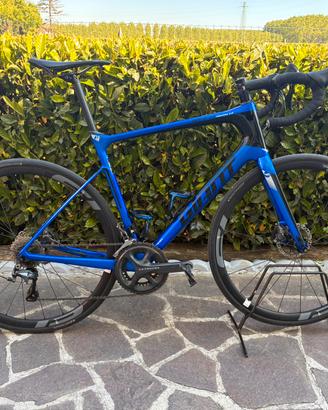 Bici da corsa Giant defy pro carbon