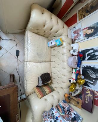 Divano Chesterfield 2 Posti in Vera Pelle Beige
