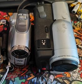 Lotto 2 Videocamere  JVC, Canon da testare