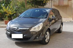 Opel Corsa D 1.3 - 75 cv - 2012