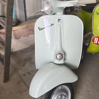 Vespa 50 faro tondo