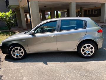 Alfa Romeo 147