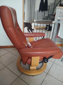 poltrona svedese pelle e legno stupenda