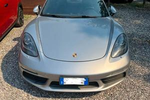 PORSCHE CAYMAN 718