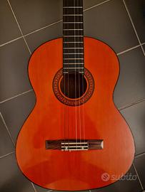 Chitarra classica marca sconosciuta