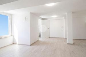 MONOLOCALE A SAN BENEDETTO DEL TRONTO