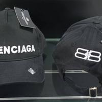 Cappello balenciaga
