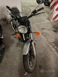 Moto Guzzi V35 d'epoca