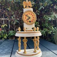 Orologio antico da tavolo in marmo
