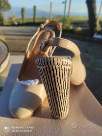 décolleté in vernice 