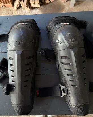 protezioni moto fox titan