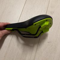 Sella emtb sequence natural fit verde nera