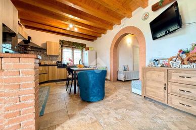 CASA INDIPENDENTE A SORGÀ