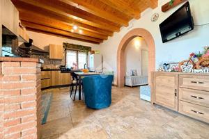 CASA INDIPENDENTE A SORGÀ