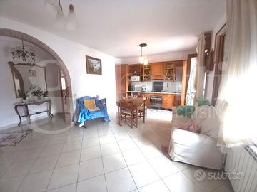 SOTTOMARINA - Luminoso appartamento [3592]