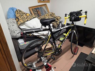 bici da corsa  più e-bike 