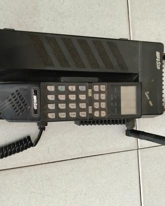 primo modello di telefono portatile