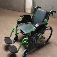 Sedia a rotelle per disabili MOBICLINIC