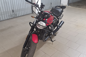 Moto Guzzi V7 Stone 2024