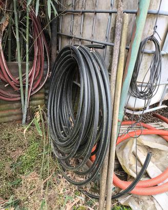 tubo in PVC x portata acqua