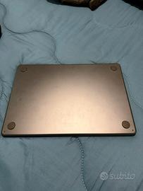 Apple macbook air 15”