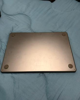 Apple macbook air 15”