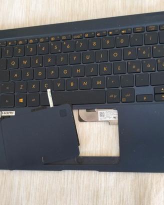 Tastiera con scocca e TouchPad ASUS ZenBook