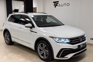 Volkswagen Tiguan 2.0 TDI 150 CV DSG R-Line retro 