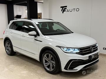 Volkswagen Tiguan 2.0 TDI 150 CV DSG R-Line retro 