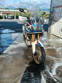 Africa Twin trentesimo anniversario