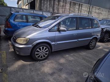 Opel Zafira TD 2003 Demolita - Per Ricambi