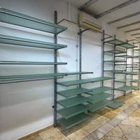 SCAFFALI MODULARI  PER NEGOZIO DI ABBIGLIAMENTO