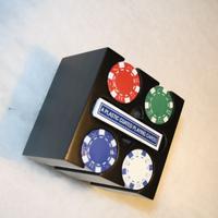 Set da Poker nuovo con un mazzo di carte e 100 fis