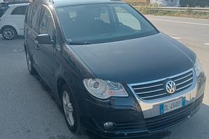 Volkswagen Touran 1.9 TDI 105CV 5 Posti cambio aut