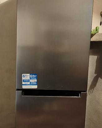 Frigorifero combinato Indesit