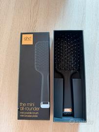 Mini Spazzola GHD nuova.