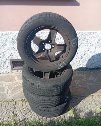 Gomme auto 205/55/R16H estive