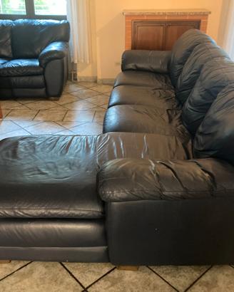 COPPIA DI DIVANI CHATEAU D’AX IN VERA PELLE BLU