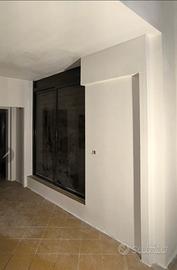 Locale commerciale piazza loreto Ex bar Manatthan