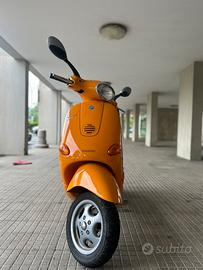 VESPA 50cc ET2