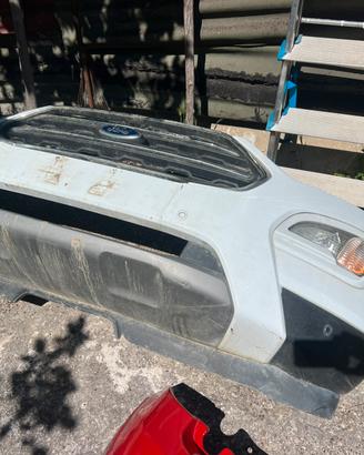 Paraurti anterioreFord Eco Sport