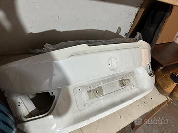 baule posteriore per bmw f32 coupè